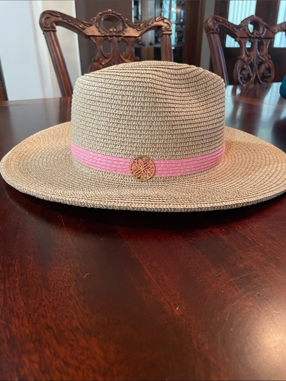 Lilly Pulitzer Natural Straw Hat with Pink Band and Gold Emblem